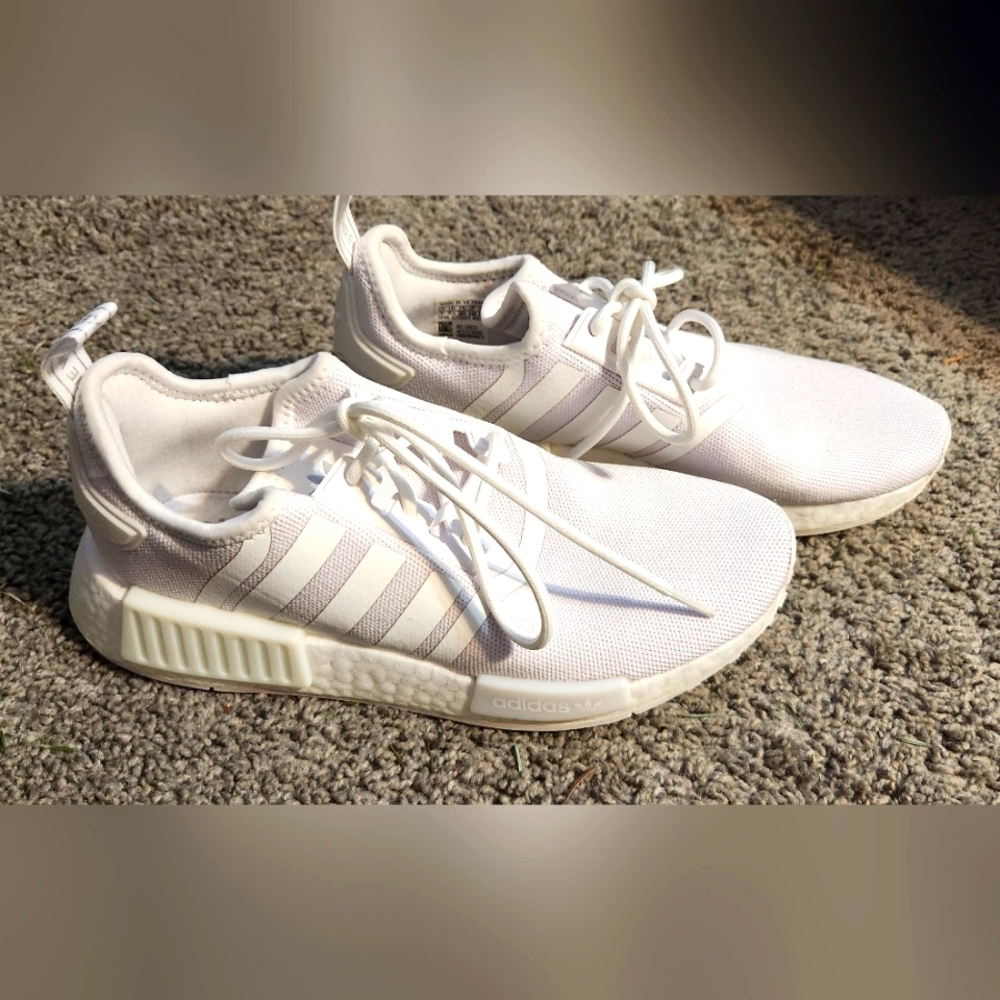Adidas primeblue sneaker